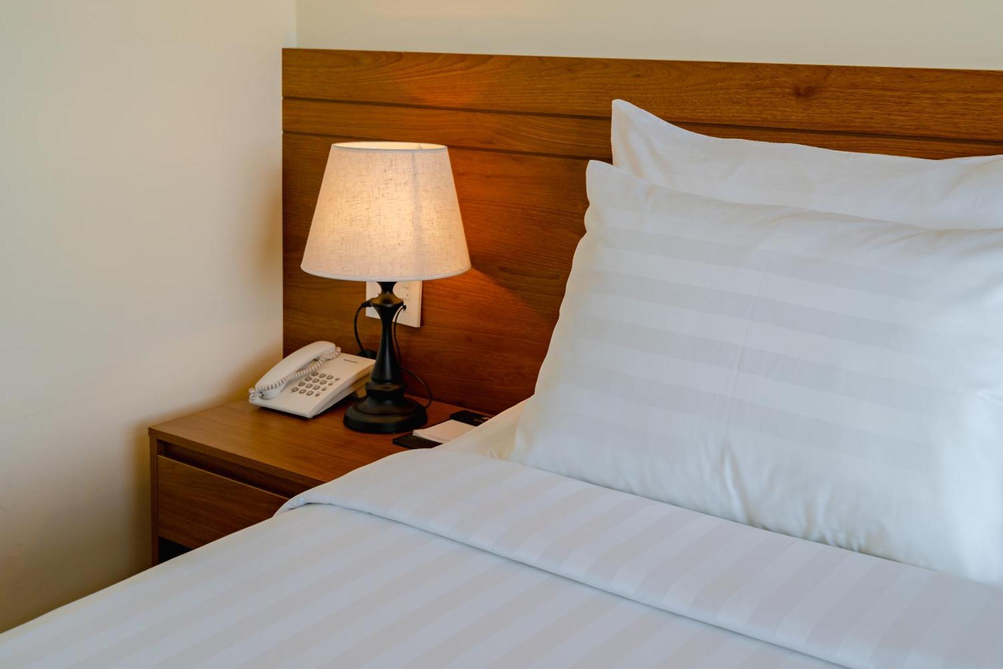 Bombo Dalat Hotel Экстерьер фото