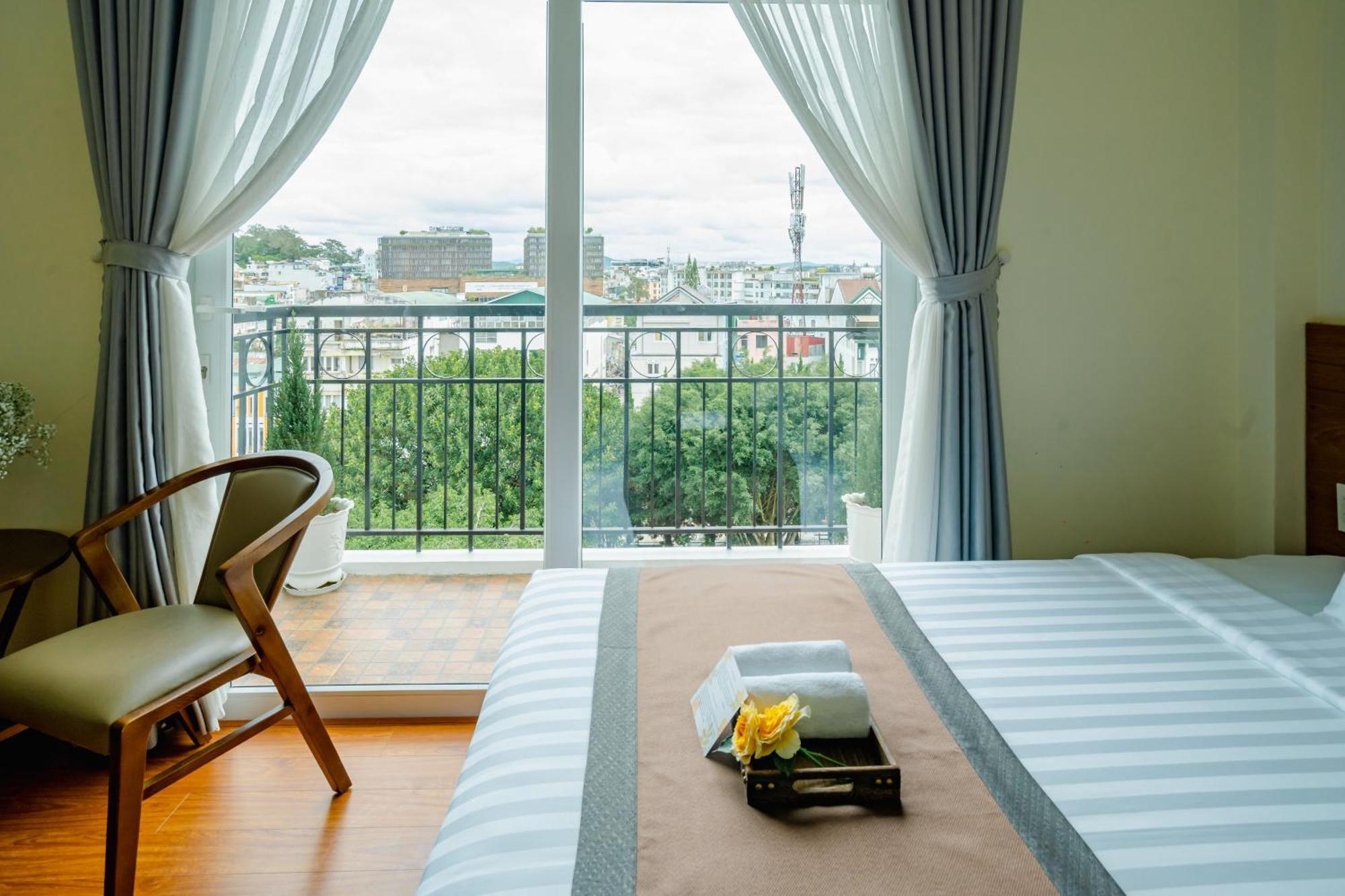 Bombo Dalat Hotel Экстерьер фото