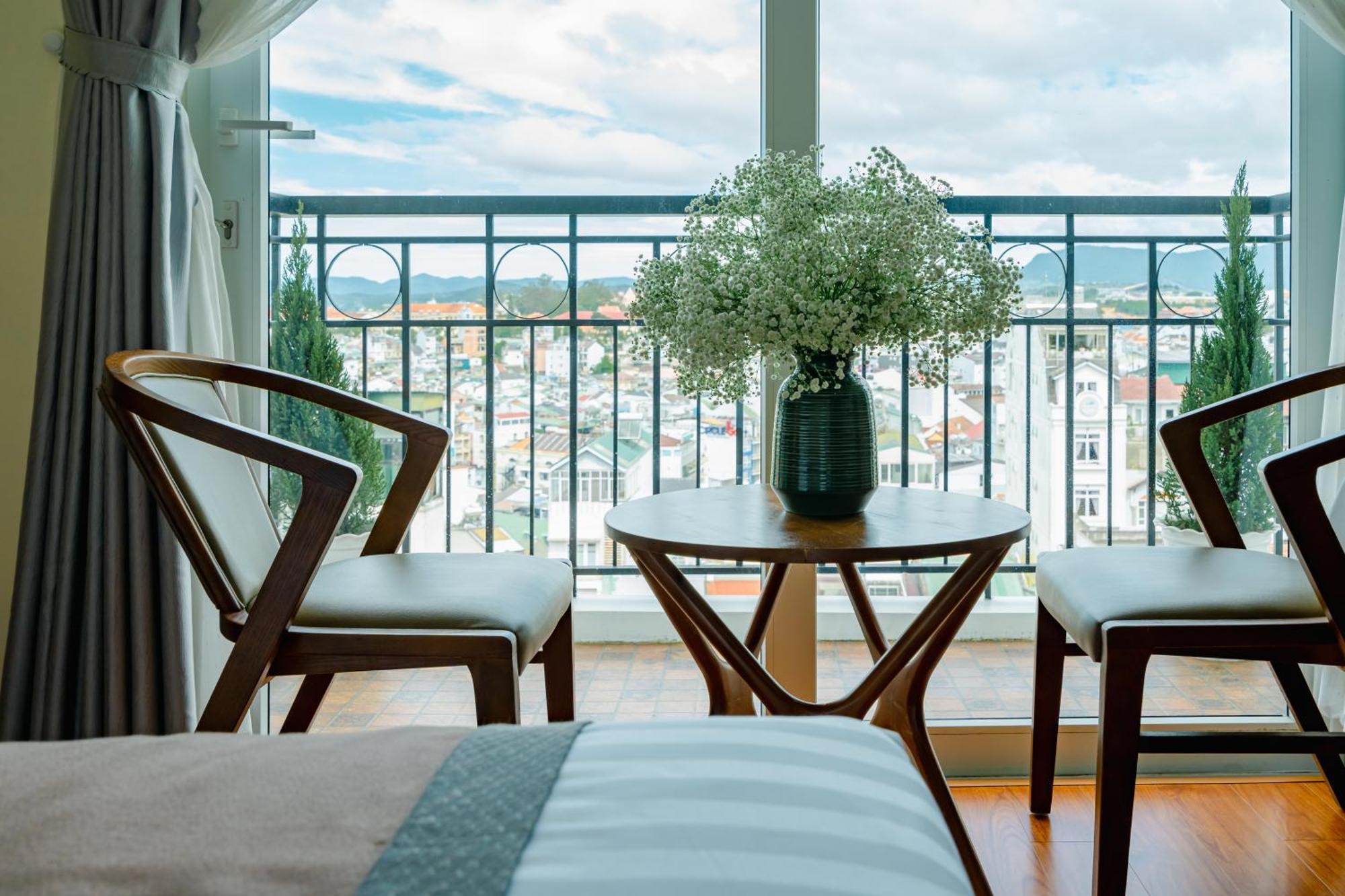 Bombo Dalat Hotel Экстерьер фото